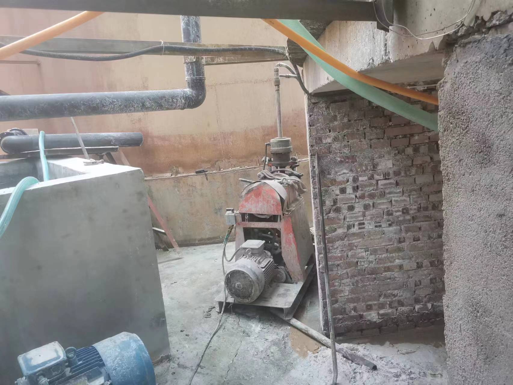 东西湖设备基础注浆